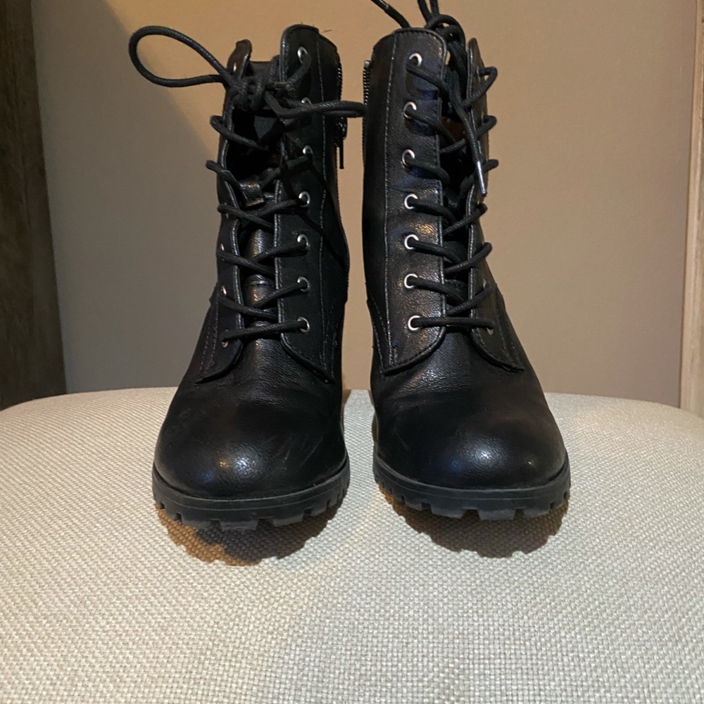 Style & Co Cassyn Lace-Up Lug Sole Booties